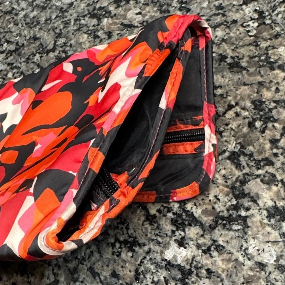 Nicole Miller Red and Black Cosmetic Bag EUC